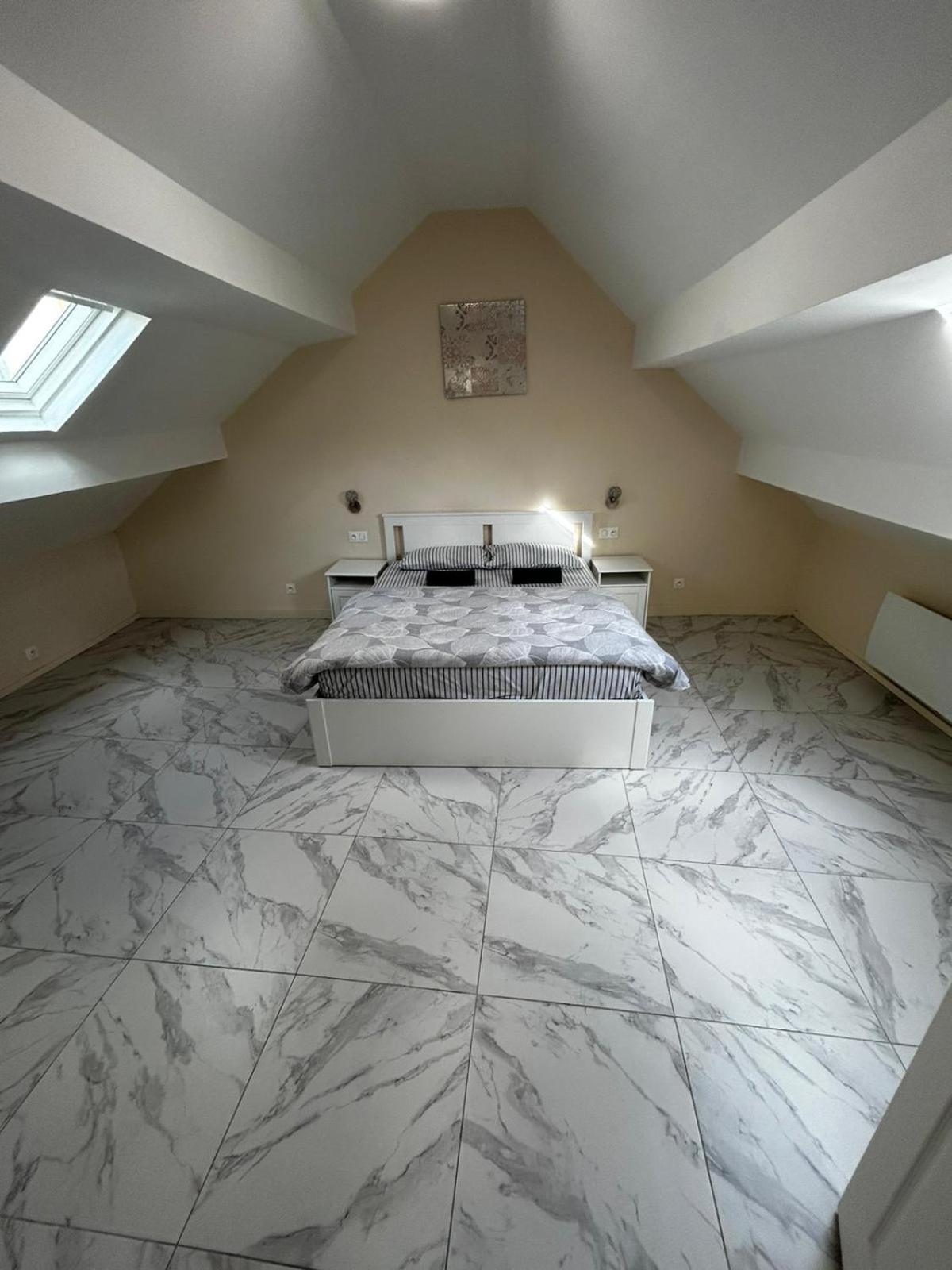 Silver House Pierrefitte-sur-Seine Εξωτερικό φωτογραφία